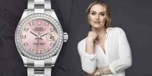 Fashionable watch for women